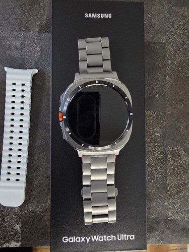 Samsung Galaxy Watch Ultra 47 mm argent titane (Wifi et LTE)