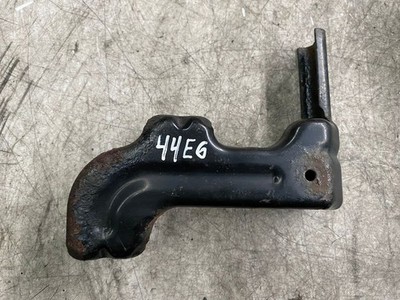Nissan Navara D23 2016 Links Halterung Stoßstange Stoßfänger vorne ERD17998