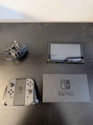 Nintendo Switch HAC-001(-01) 32GB Console with Gray Joy Con
