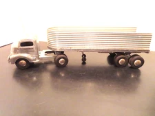 Smith Miller 1950's Frehauf truck good decals good bumper