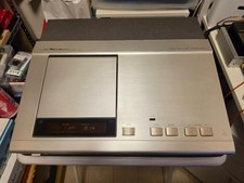 LUXMAN D-500 CD Player