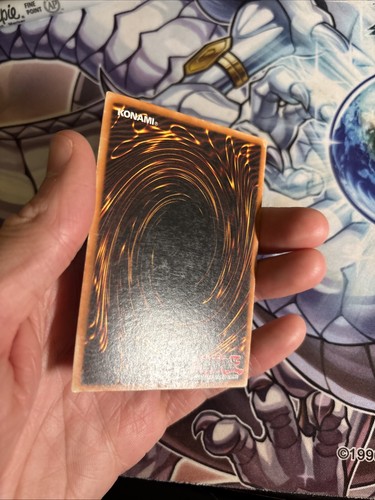 (A3) Yu-Gi-Oh Vampire Lord DCR-000 Dark Crisis 1st Edition LP - Picture 21 of 23