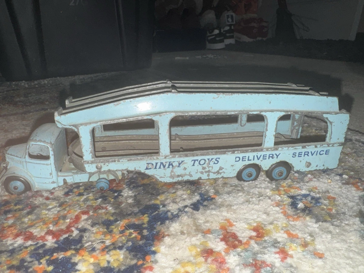 Dinky Toys 34C GB Camionnette Bedford Grise Avec Haut-parleur - échelle 1/43 - Miniature Zamac
