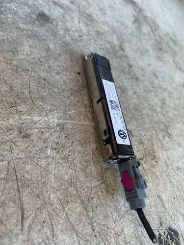 VW JETTA II 19E, 1G2, 165 Antennenverstärker  5c6035552c 2.50 Petrol 18032249