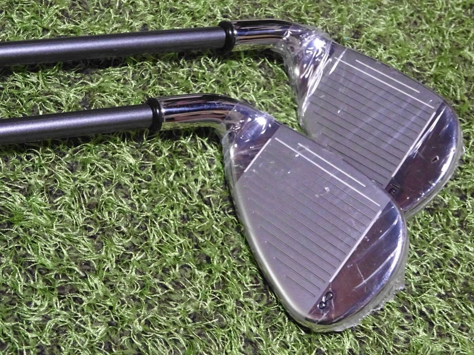 Callaway New Big Bertha 2 pieces set 8 and 9 Iron BIG BERTHA IRONS Flex R - Image 3 of 4