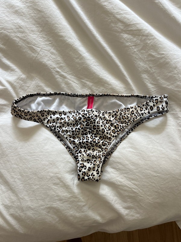 Victoria’s Secret Leopard Print Bikini, Bottom Size S