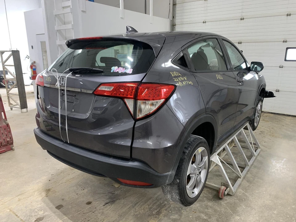 Used A/C Compressor fits: 2022 Honda Hr-v Grade B - Image 4 of 4