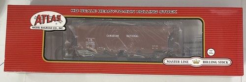 HO Atlas Slab Side Covered Hopper #20006357 CN Canadian National Hopper #113193