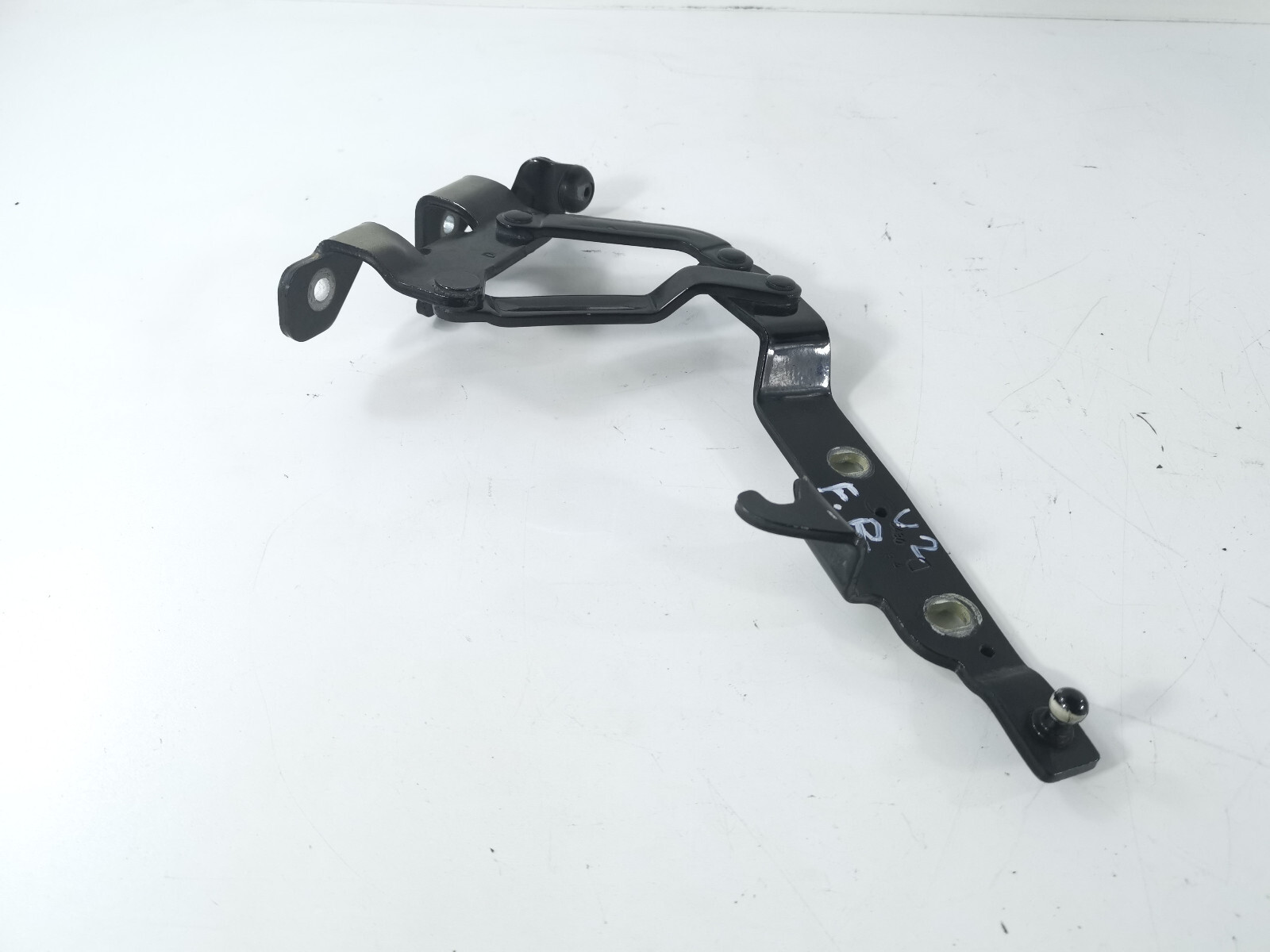 Maserati GranTurismo M145 GranCabrio Hood Hinge Bracket Left and Right Side Set