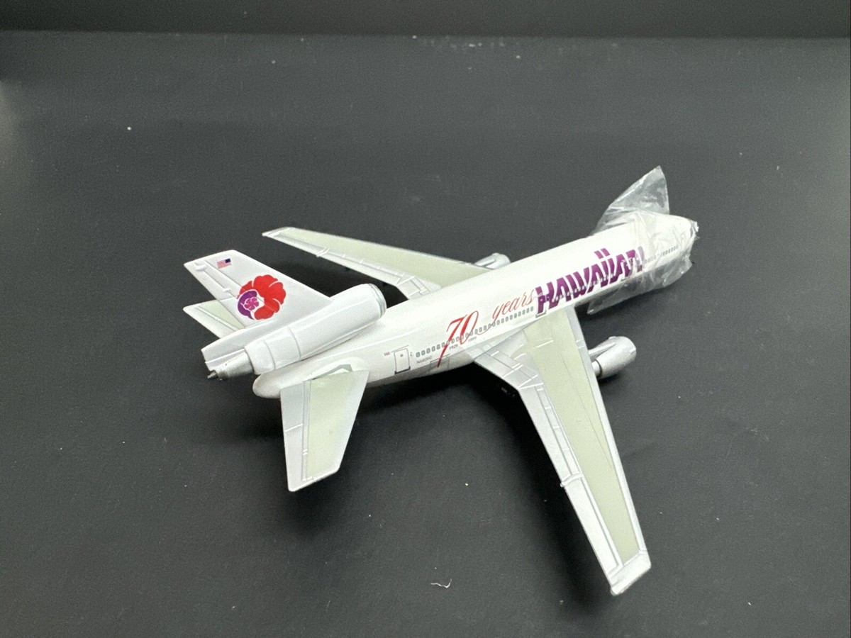 Dragon Wings Jet-X JX021 1:400 Scale DieCast Hawaiian 70