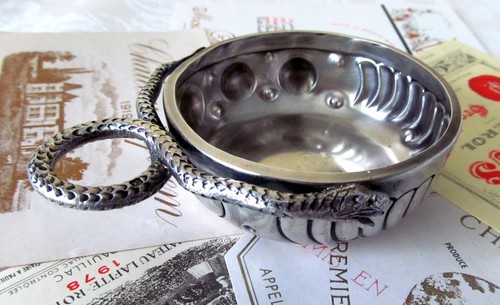 UNUSUAL-French-Sterling-Silver-Tastevin-Wine-Taster-Highly-Defined-Snake-Head