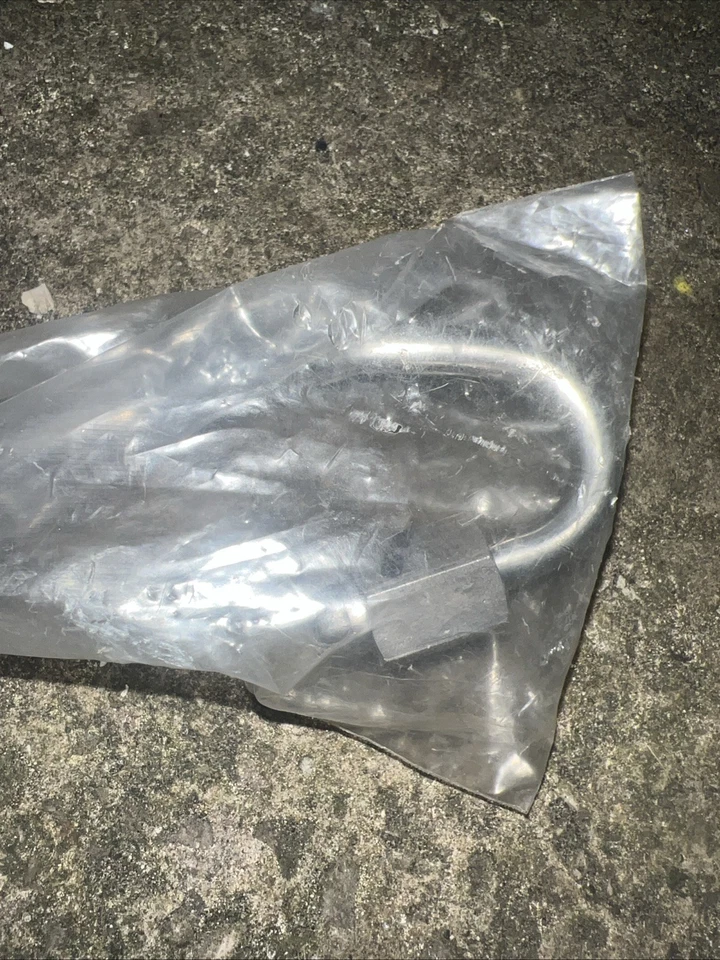 Genuine Volkswagen VW Tiguan 5N Oil Supply Inlet Line Pipe 03L145771AN 2008-2018 - Image 3 of 4