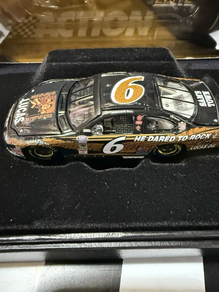 RARE* Bill Elliott #9 Elvis “He Dared To Rock” 2004 Elite 1/64 Nascar Diecast - Image 3 of 4