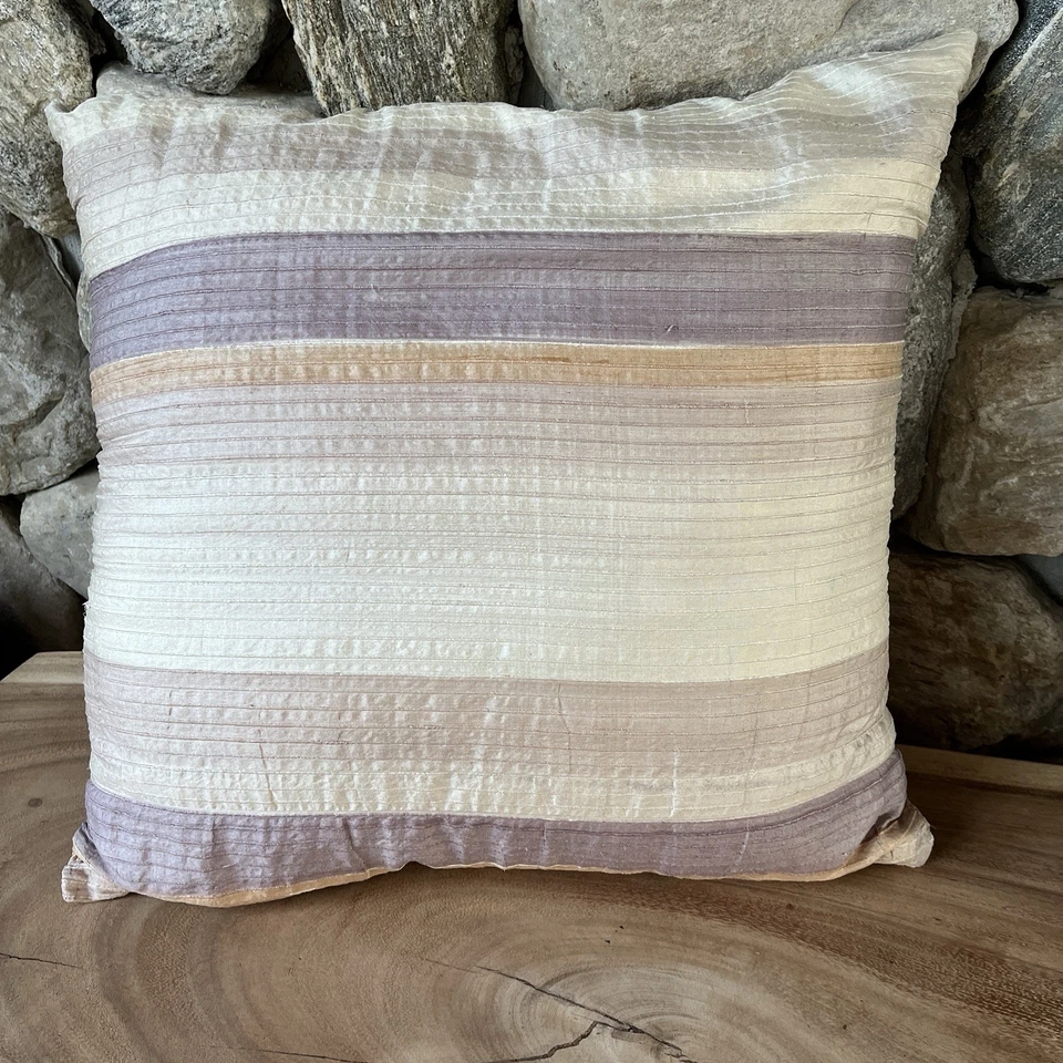 "Dos almohadas cuadradas de 18"" 100 % seda cruda, par de almohadas plisadas a rayas acanaladas púrpura topo" Foto 2 de 4