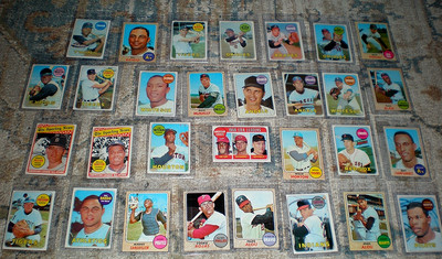 SHARP (30 NMT) 1968 + 69 STARS  CLEAN COLORFUL VINTAGE LOT FRONT + BACK
