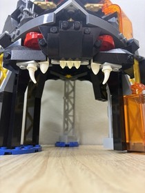 LEGO the LEGO Ninjago Movie Garmadon's Volcano Lair 70631 With Minifigures