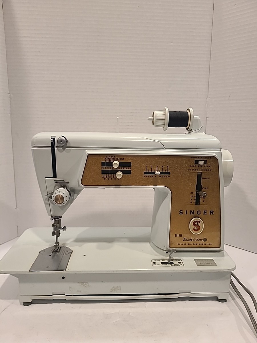 昭和レトロ　コーラス社製　CHORUS　ミシン　アンティーク　希少 VINTAGE SINGER 620 GOLDEN TOUCH & SEW SEWING MACHINE Deluxe Zig