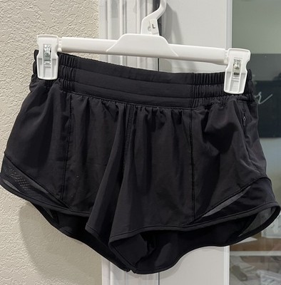 Lululemon Hotty Hot Low Rise Shorts 2.5  Black Size 4 Lined Running