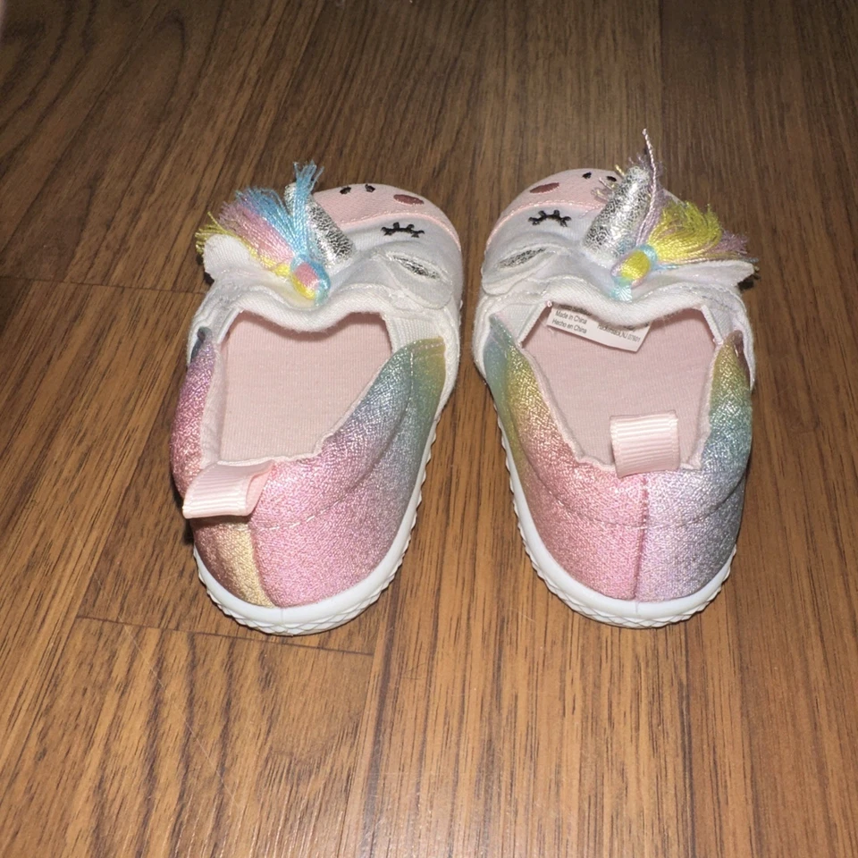 Sapatos de bebê menina tamanho 2 unicórnios super fofos - Imagem 2 de 4
