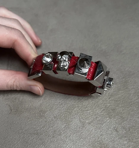 Bracciale Alexander McQueen teschio pitone rosso