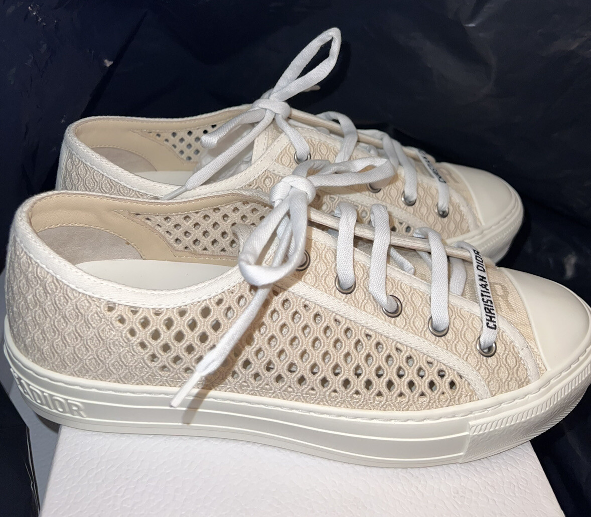 48500748_6