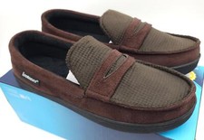 Isotoner Mens Moccasin Slippers Medium Sz 8-9 Brown Faux Suede Memory Foam NEW