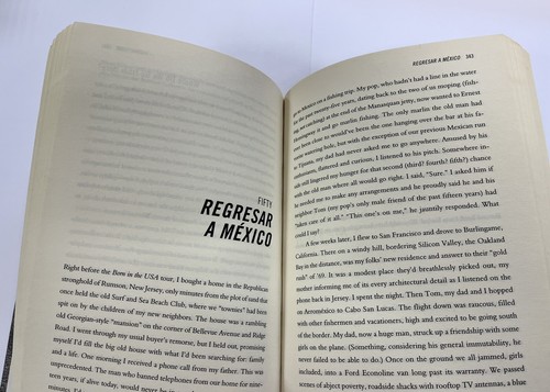 Libro de autobiografía firmado ""Born To Run"" de Bruce Springsteen - Imagen 11 de 15