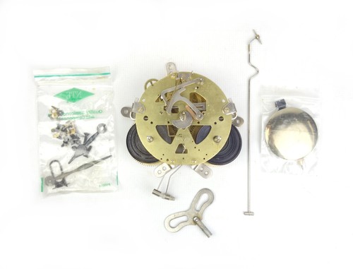 Mouvement d'horloge rond vintage Korean Sau Jin Ltd Daewoo 31 jours pour pièces ou réparation