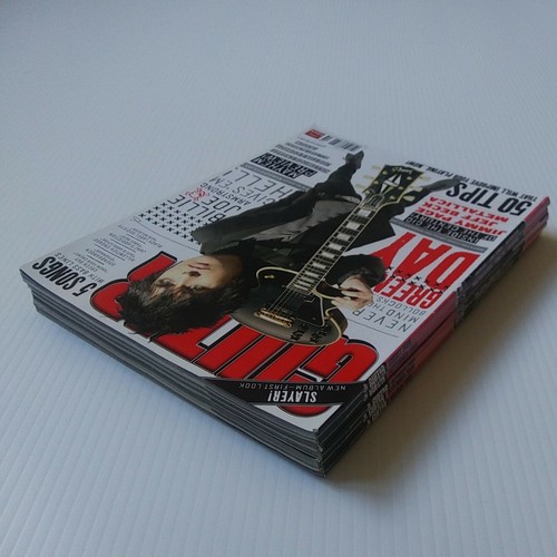 "Guitar World Magazine"- 2009 5 Back Issues With 2009 Holiday Issue - Picture 7 of 12