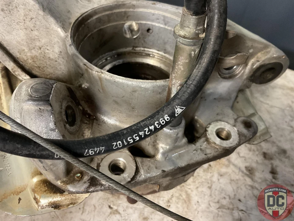 Portador de rueda trasera izquierda Porsche 911 993 1994-1998 99333115501 124214 Foto 4 de 4