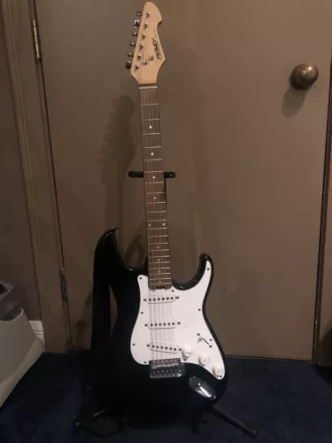 Peavey Raptor 1 International Series With/without Gibson USA bag For Cheap!