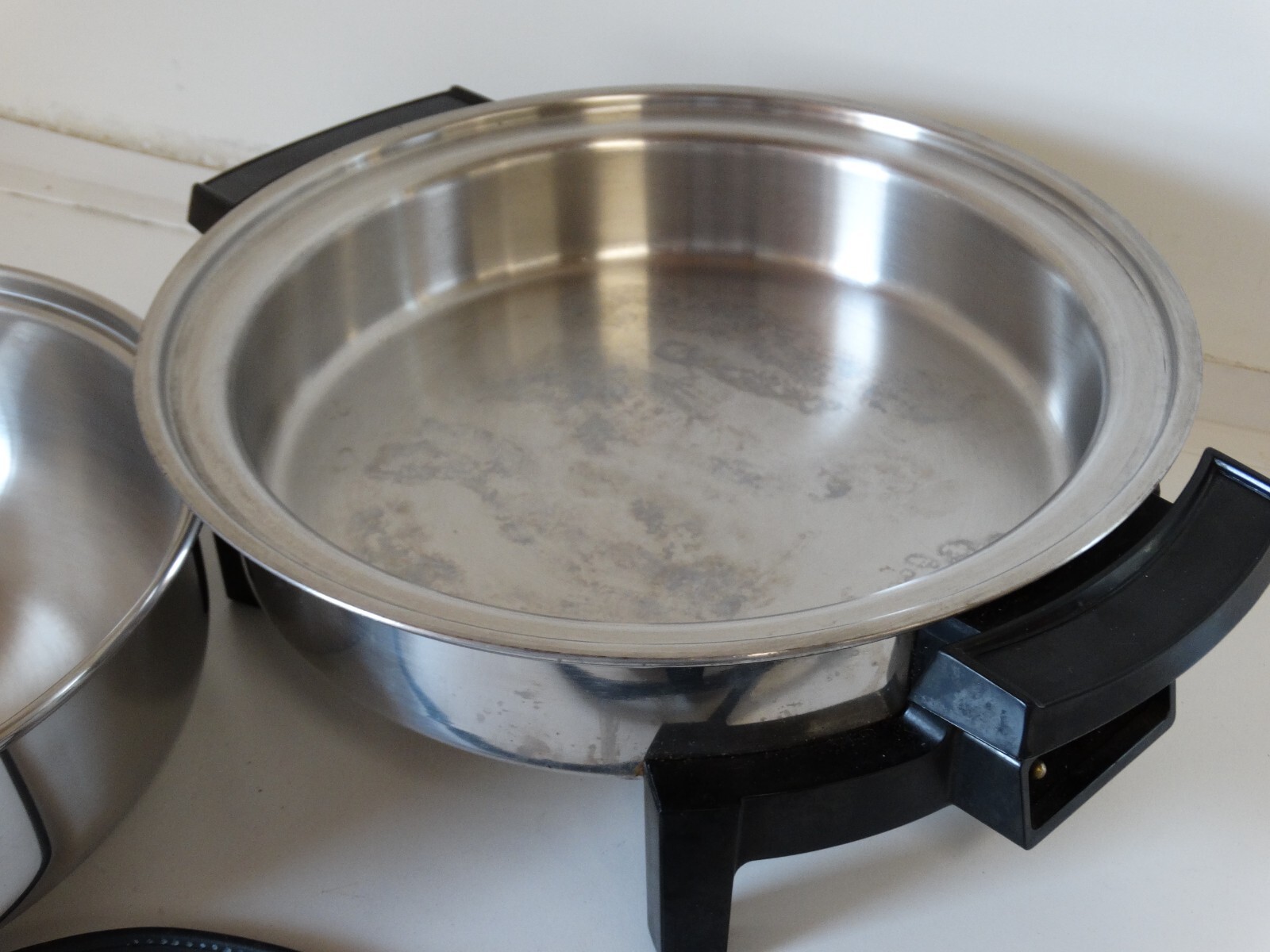 11" Lifetime Electric skillet 900 watts. High Domed 3.5 in lid Stainless eBay