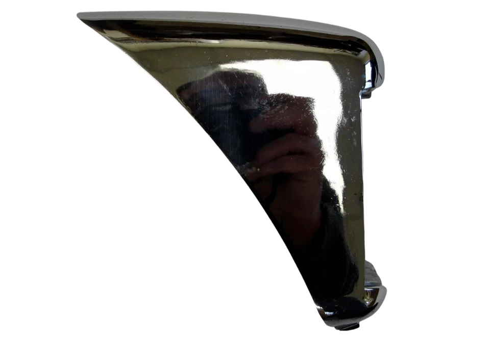 Chrysler Windsor 1941 luz trasera izquierda del lado del conductor carcasa cromada 902162 nuevo en stock Foto 2 de 4