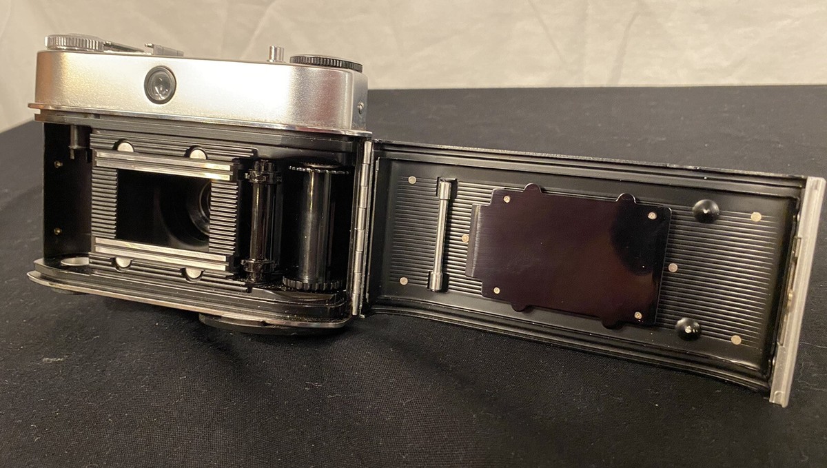 Vintage KODAK RETINETTE 1B W/ Rodendtock 45mm F/2.8 Lens Camera W