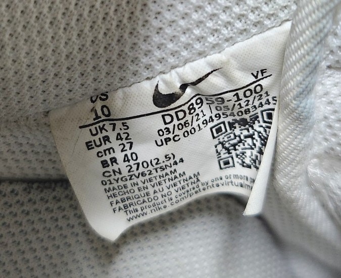 Nike Womens Air Force 1 '07 Shoes Size 10 US White Sneakers