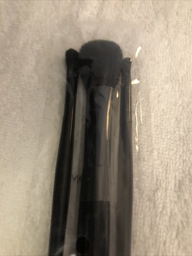 Lancome 3 Piece Travel Brush Set New - Picture 4 of 4