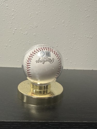 Jason Varitek Signed Baseball Boston Red Sox Autographed MLB Authentication - Picture 3 of 4