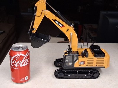 Big diecast SANY SY650H Excavator, MIB