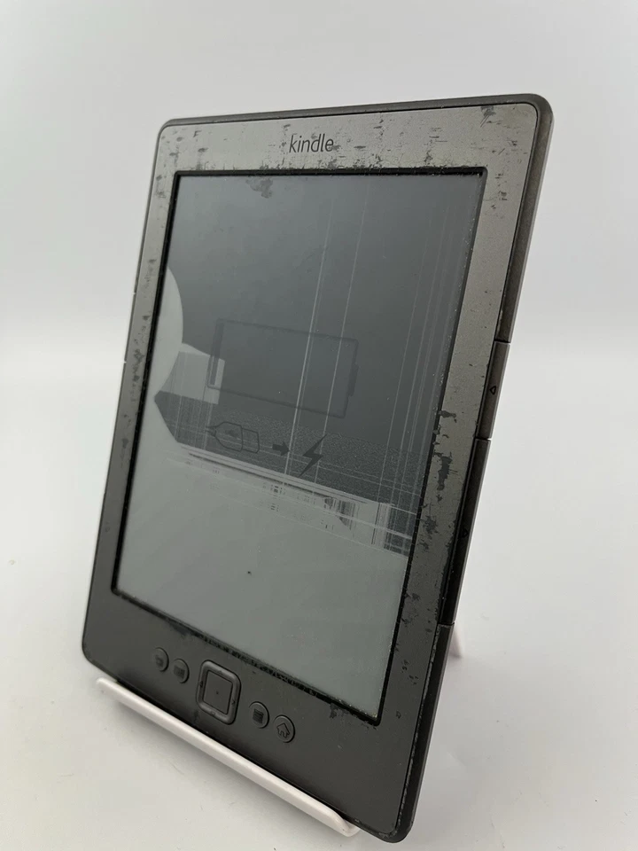 Amazon Kindle 4th Gen D01100 Grey eBook Reader Wi-Fi Spares And Repairs #D - Image 3 of 4