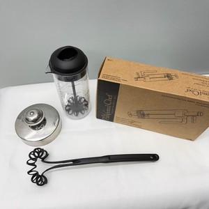 Pampered Chef Lot Easy Accent Cake Decorator whisk dressing mixer sandwich maker