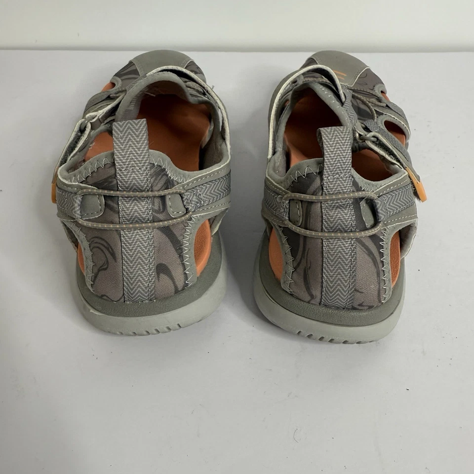 Sandalia Dr. Scholl’s Mujer’s Gris y Naranja Adele Trek Fisherman Talla 8.5M Foto 4 de 4