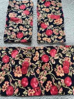 April Cornell  Table Runner 70X13 & 2 Tea Towels Apples Leaves Flowers Red Black