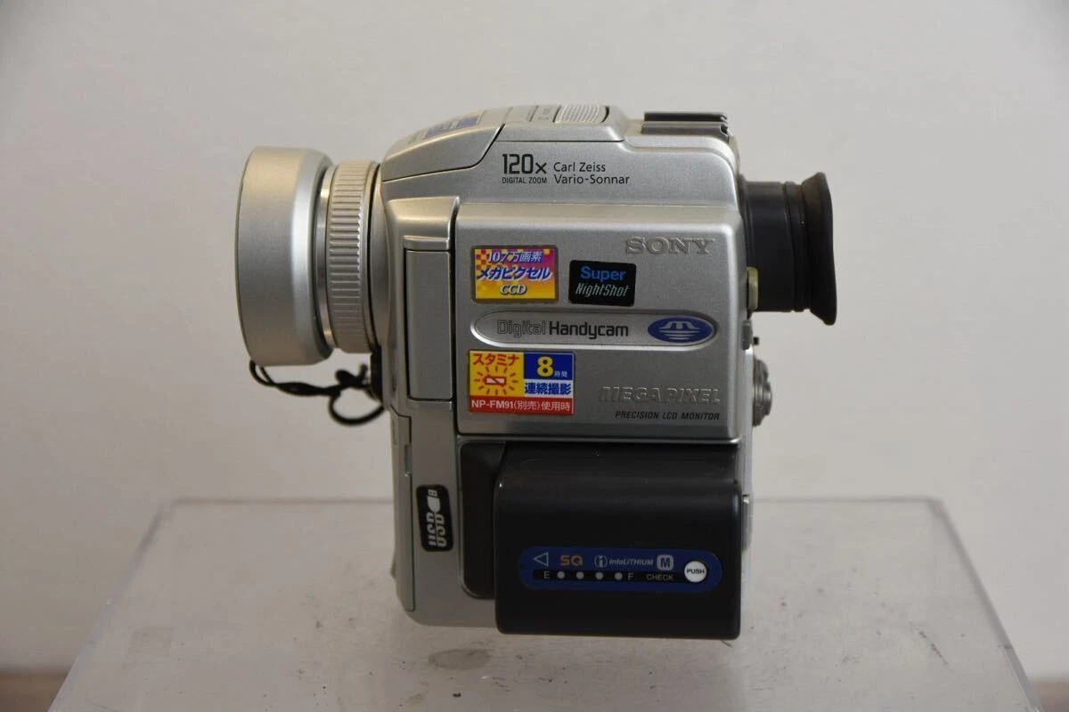 Sony Handycam DCR-PC110 Mini DV Hybrid Camcorder Nightshot As-Is
