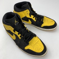 black and yellow air jordan 13