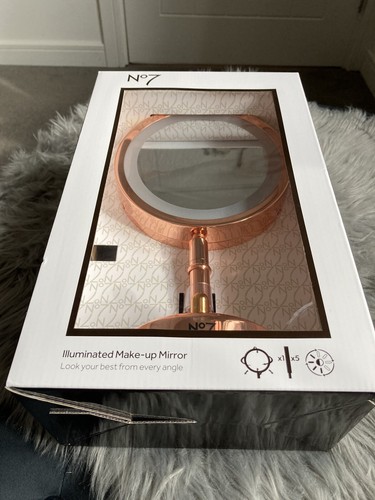 no7 illuminated make-up mirror color 