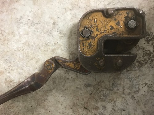 Merrill Bros maspeth ny swl 2 ton no 220 no.220 plate lift lifting clamp 0-1"