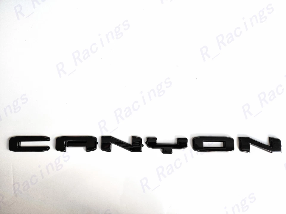 INSIGNIA EMBLEMA CAÑÓN PUERTA TRASERA NEGRA BRILLANTE SUPERPUESTA 1 PIEZA 2023+ GMC Canyon Foto 3 de 4
