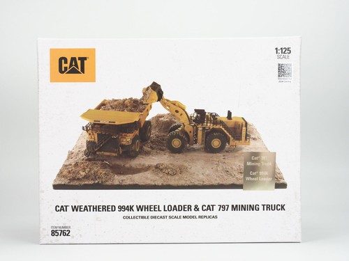 Cat Weathered 994K Wheel Loader & Cat 797 Mining Truck 1:125 Scale Model DM85762 - Picture 4 of 11