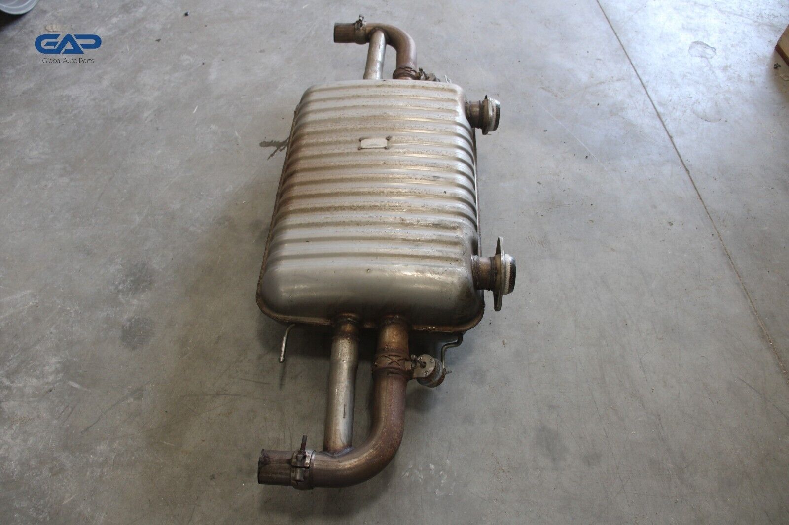 2010 - 2013 ASTON MARTIN RAPIDE RWD 6.0L V12 EXHAUST SYSTEM REAR MUFFLER OEM