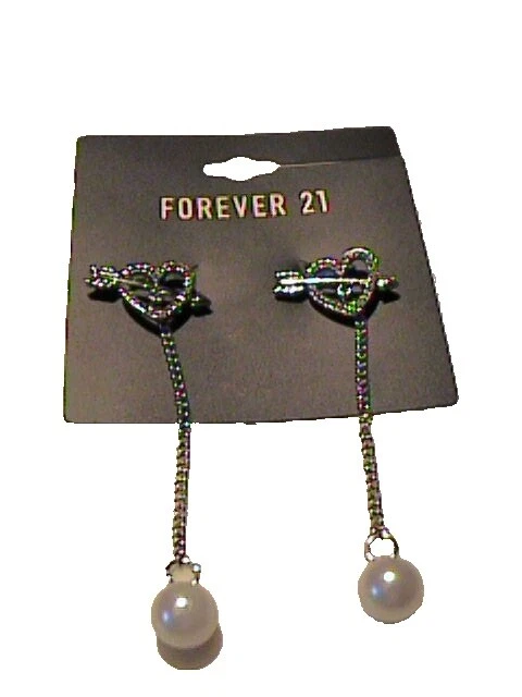 FOREVER 21 Pearl Fashion Jewelry